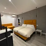 ゲストハウス Foffosuite 4*