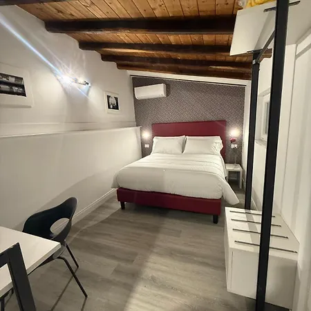 Foffosuite * Rome